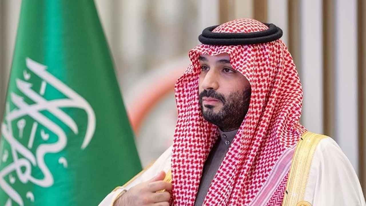 Ne olduysa son 24 saatte oldu! Suudi Arabistan'da hareketlilik