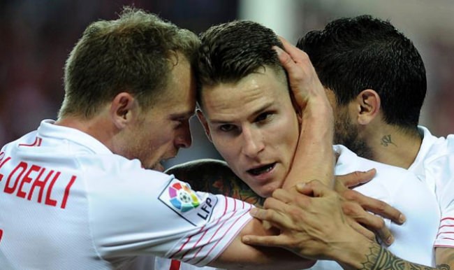 Ne yapıyorsun Sevilla?