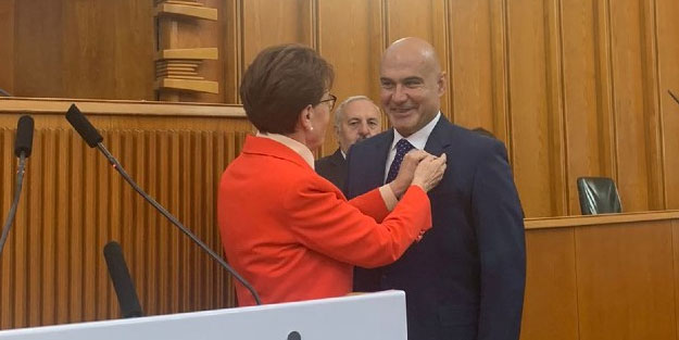 Ne yaptıkları belli değil: Biz hala masadayız