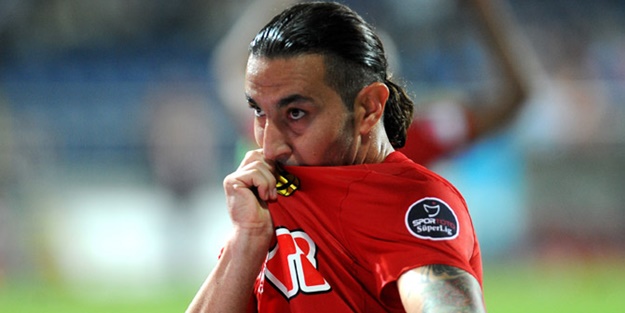 Necati Ateş Galatasaray'a dönüyor