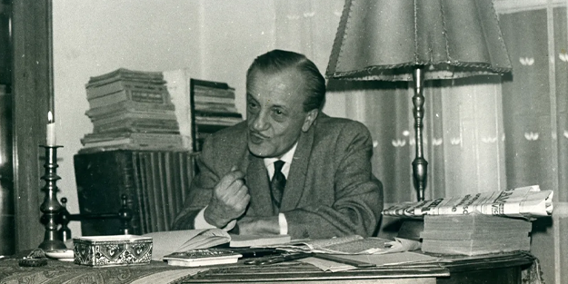 Necip Fazıl: Bize divâneler gerek, akıllılardan bıktık!