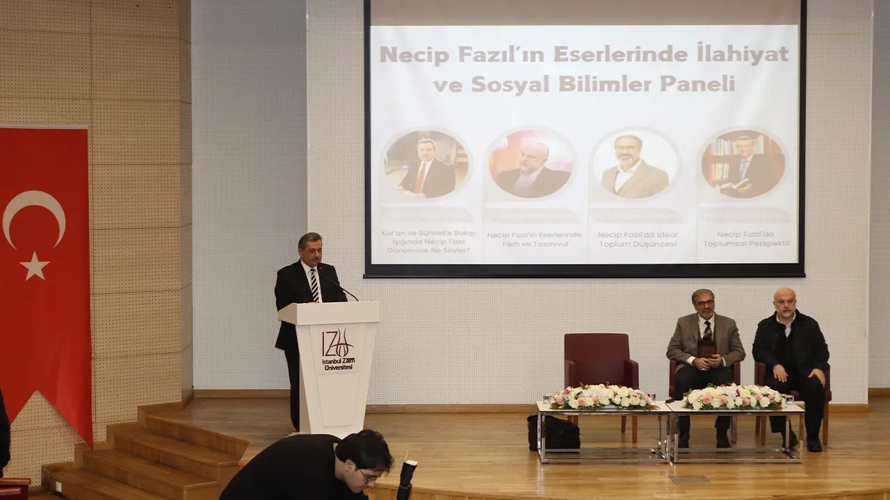 Necip Fazıl'ın Eserlerinde İlahiyat ve Sosyal Bilimler Paneli düzenlendi