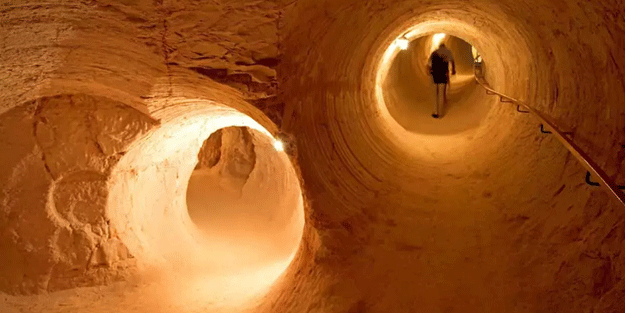 Nedenini duyanlara hayrete düşüyor! Binlerce yıldır yer altında yaşıyorlar