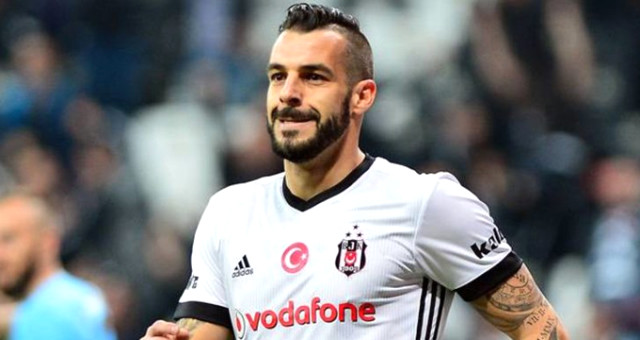 Negredo'yu elden çıkarmak isteyen Beşiktaş'a güzel haber