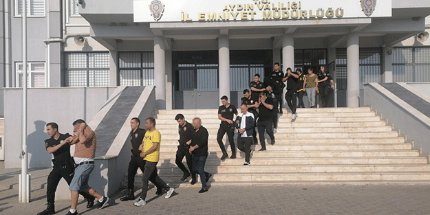 Neler çıktı neler! Fuhuş operasyonunda şok görüntüler