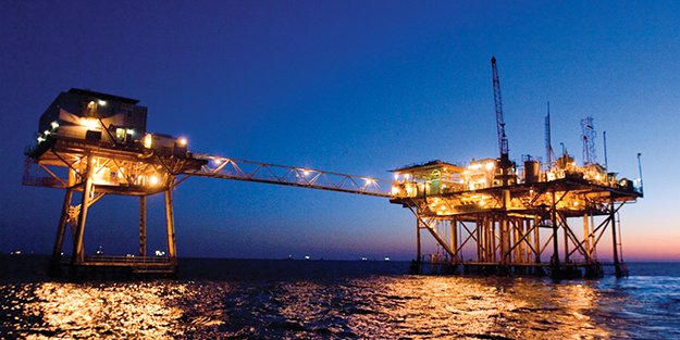 Neler oluyor? 100 milyon tonun üzerinde tarihi bir petrol keşfi yapıldı