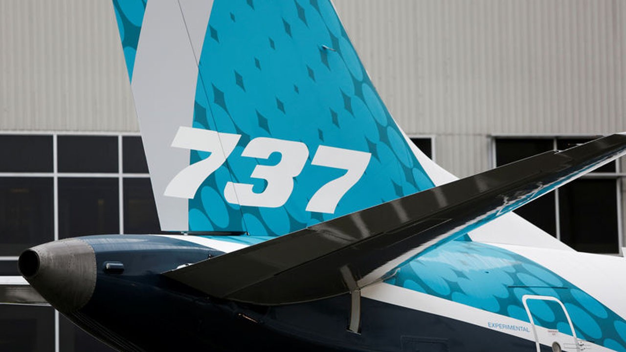 Neler oluyor? Dev havayolu şirketi yüzlerce uçak teslim etti!