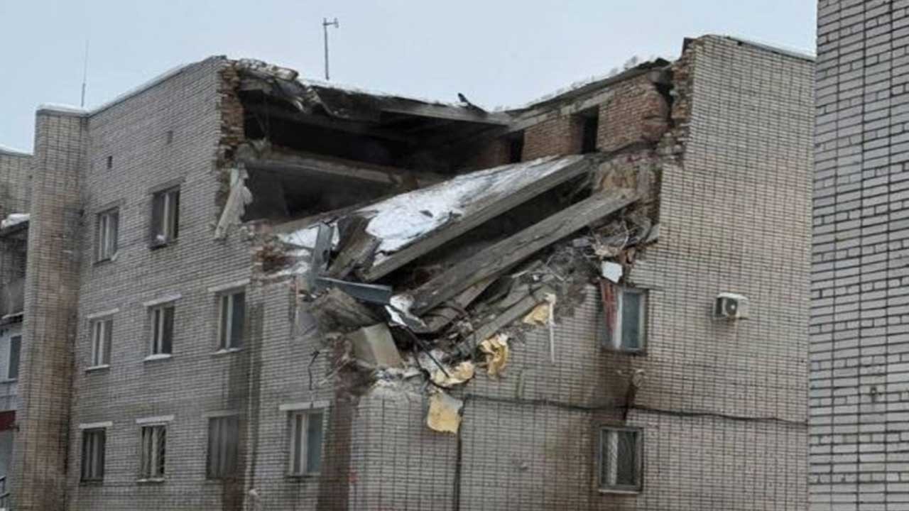 Neler oluyor? Rusya’da askeri tesiste patlama