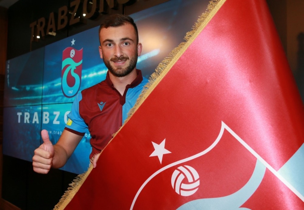 Nemanja Andusic, Trabzonspor’un 131 yabancısı oldu 