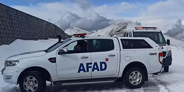 Nemrut Dağı’nda mahsur kalanlar kurtarıldı