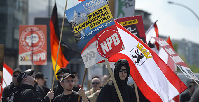 Neo Nazi Alman siyasetçi Stefan Jagsch'i Suriyeli sığınmacılar kurtardı