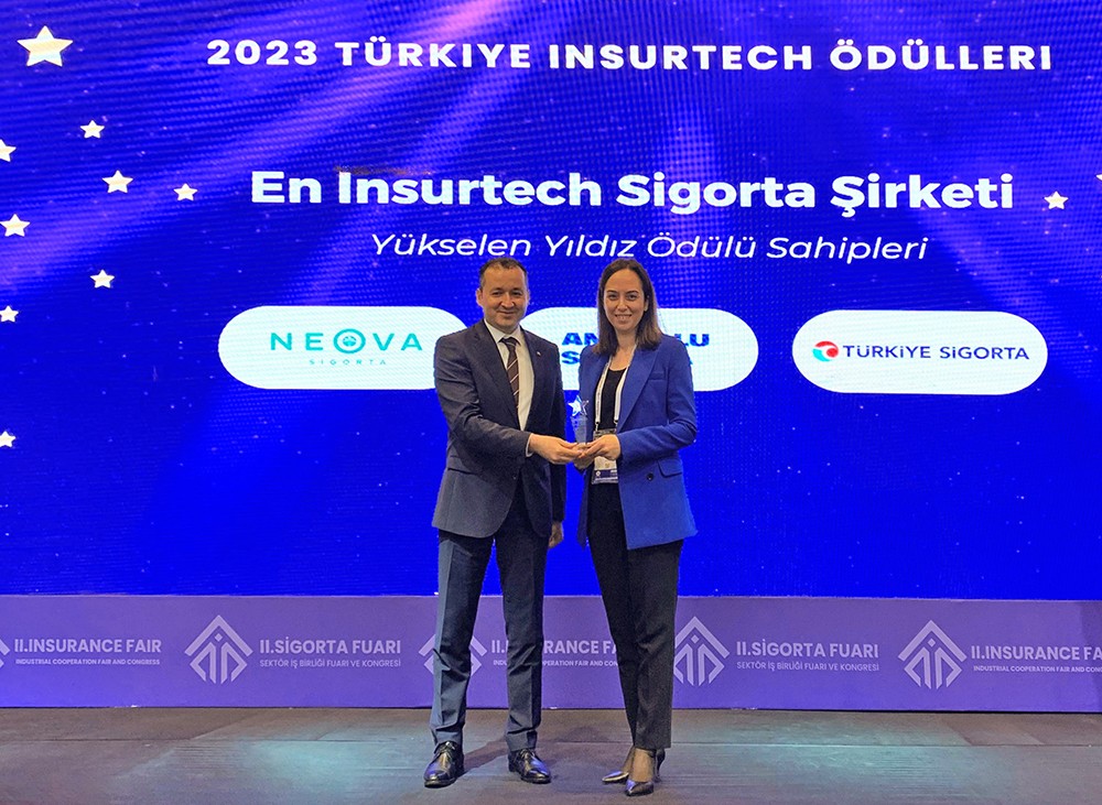 Neova Sigorta’ya Yükselen Yıldız Ödülü!