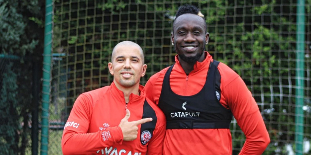 Nereden nereye... Bu hallere düşecek miydin Feghouli?