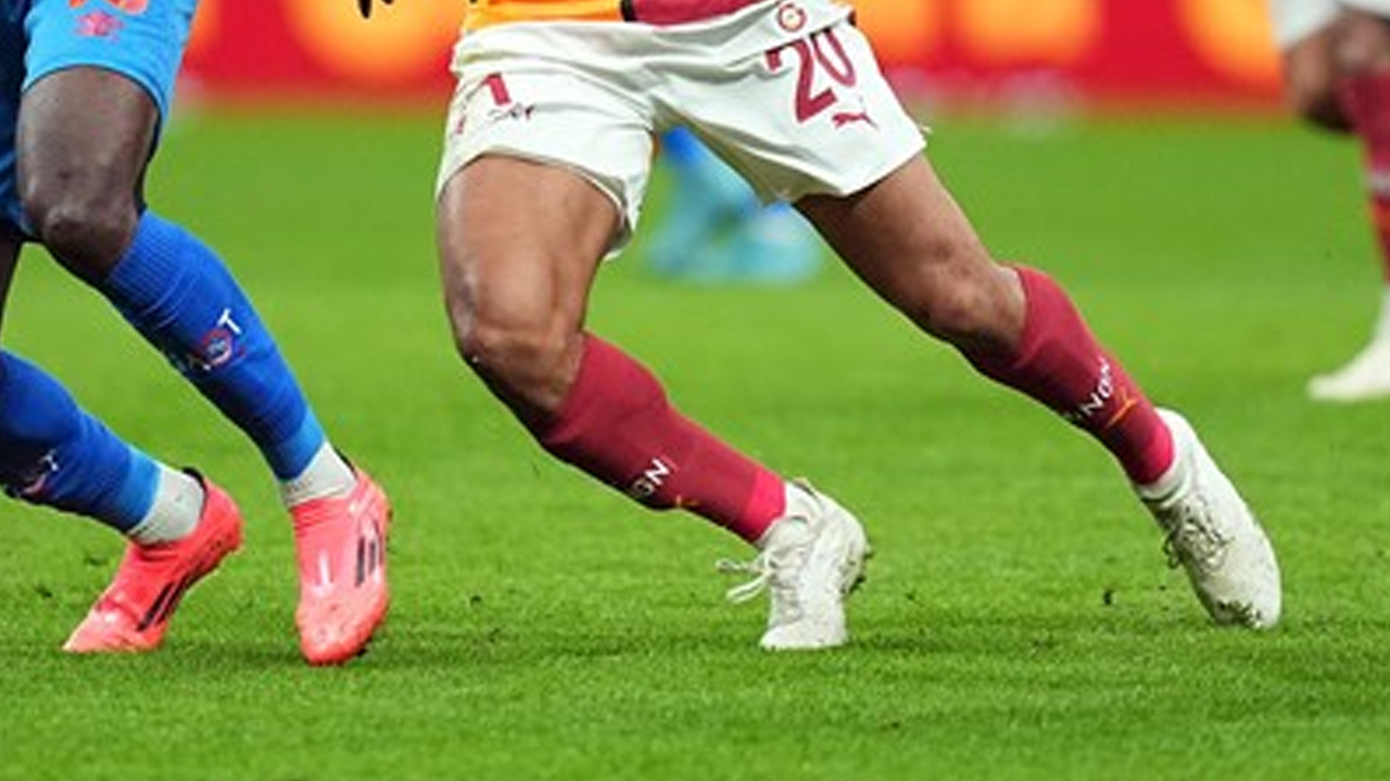 Nereden nereye: Galatasaray'ın eski oyncusu İnstagram'dan takım arıyor!