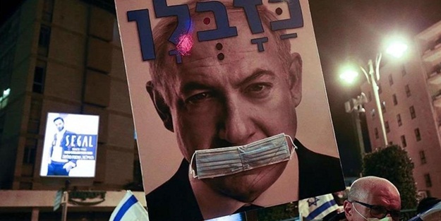 Sular durulmuyor! Netanyahu'nun evinin girişini kapatmaya çalıştılar