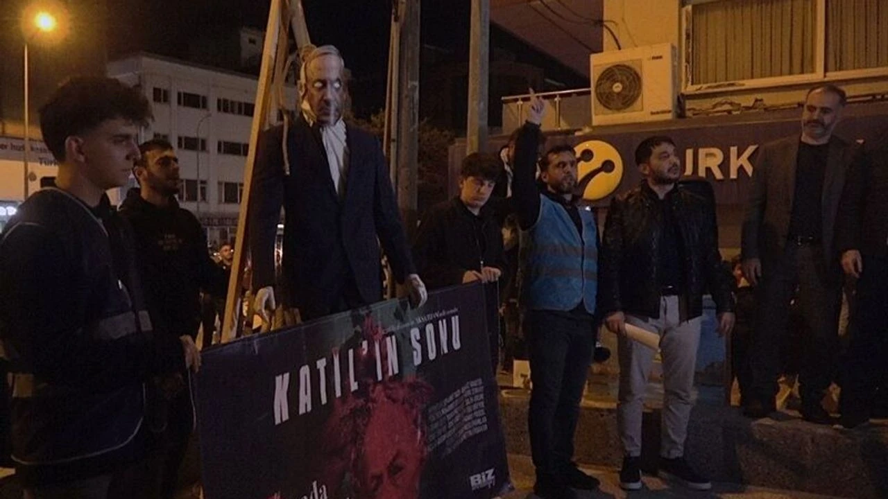 Netanyahu’yu "idam" ettiler