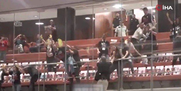 Netenyahu karşıtı yahudilerin protestosu sürüyor! Bu sefer adres İsrail parlamentosu