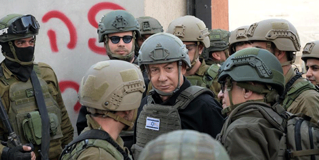 Netenyahu katliamcı askerlerini ziyaret etti! Talimat verdi..