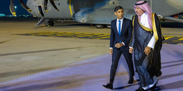 Netenyahu'nun elleri cebinde karşıladığı Sunak'tan skandal Filistin açıklaması!