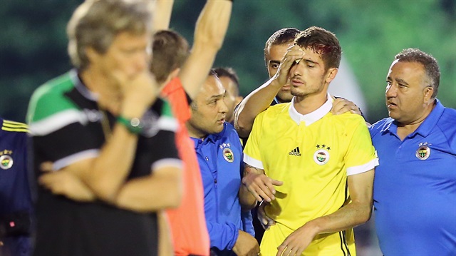 Neustadter'in kaşına 10 dikiş atıldı