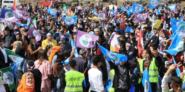 Nevruz kutlamasında 3 kişiye gözaltı