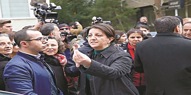 Nevruz provokatörlerine geçit verilmedi
