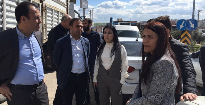 Nevruz yasağına rağmen Cizre'ye giden Yüksekdağ durduruldu