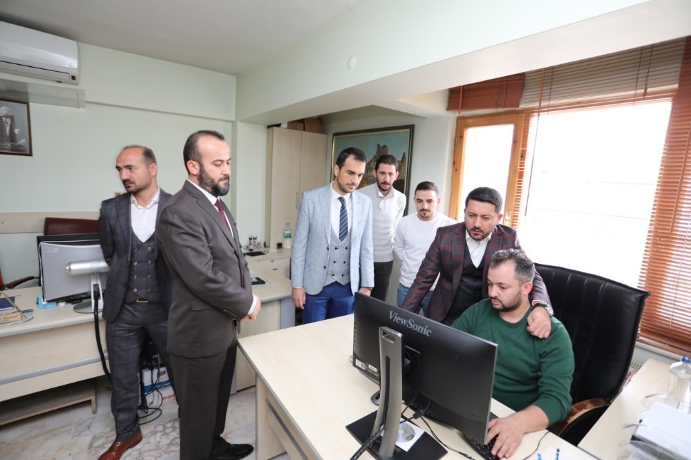 Nevşehir Belediye Başkanı Arı, hizmet birimlerini ziyaret etti 