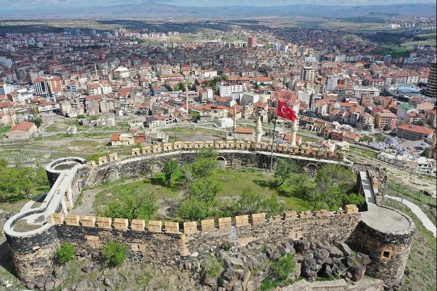 Nevşehir Belediyesi bayrama hazır 