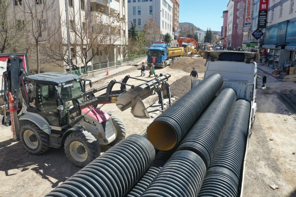 Nevşehir Belediyesinden altyapı ve sıcak asfalt için dev yatırım 