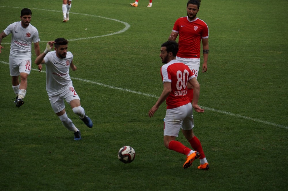 Nevşehir Belediyespor normal sezonu galibiyetle kapattı 