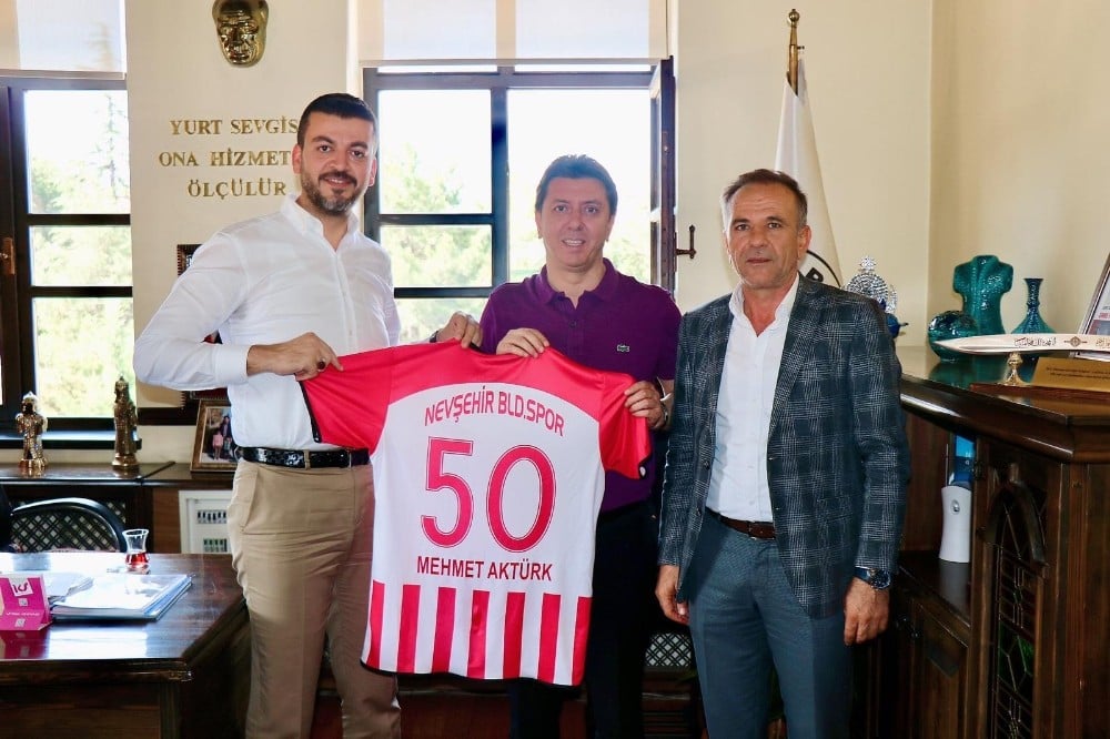 Nevşehir Belediyespor’a destek turları sürüyor 