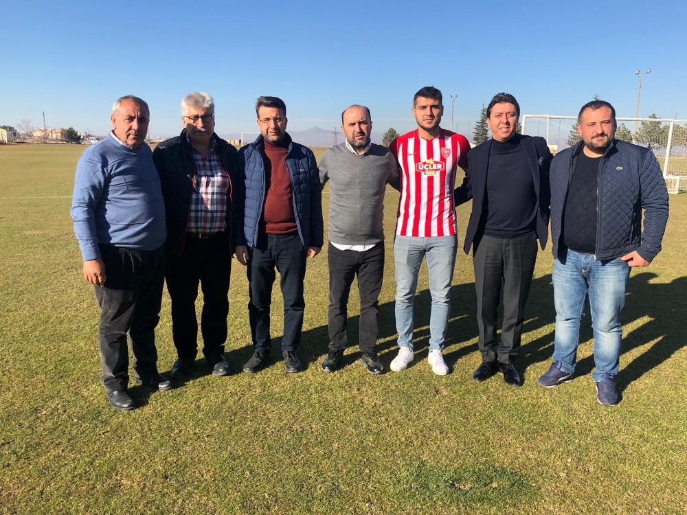 Nevşehir Belediyespor’da defansa takviye 