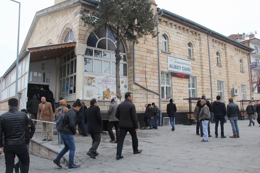 Nevşehir İl Müftülüğünden Cuma namazı açıklaması 