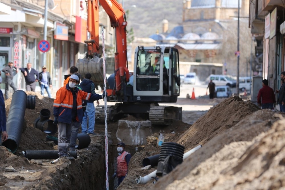 Nevşehir sağlıklı ve sağlam bir altyapıya kavuşuyor 