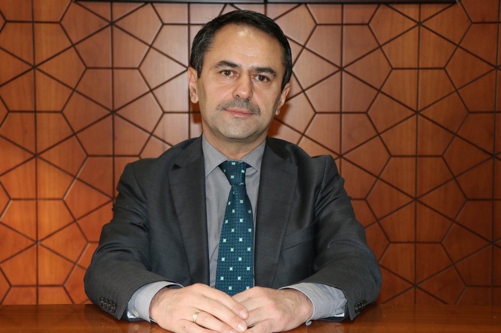 Nevşehir Valisi Aktaş, “Bugünlerde evimizden çıkmamamız çok önemli” 