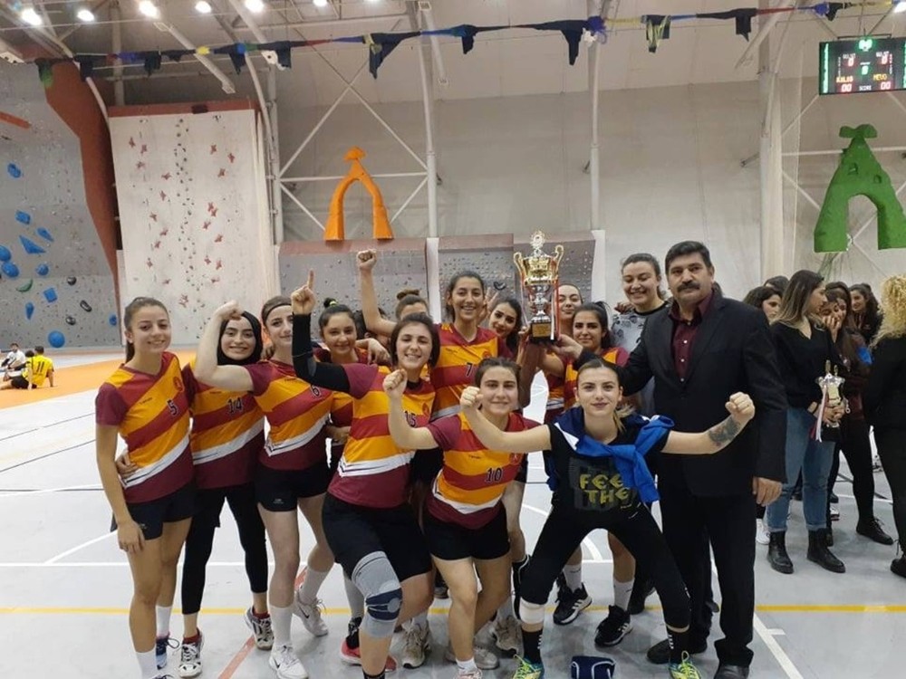 Nevşehir’de düzenlenen 2. Lig Üniversitelerarası Hentbol şampiyonası sona erdi 