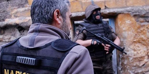 Nevşehir’de helikopterli narkotik operasyonu: 57 gözaltı