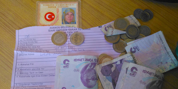 Emekli kadın dilenci yakalandı