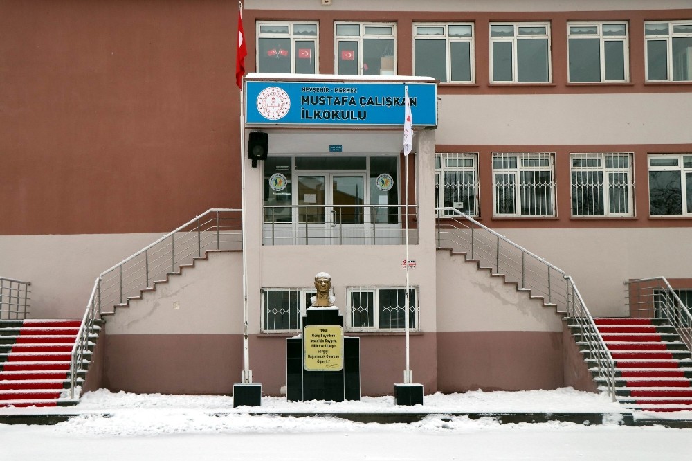 Nevşehir’de okullar tatil edildi 