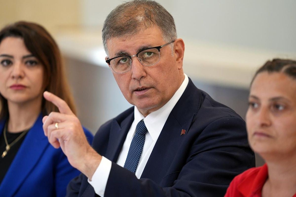 Nevşin Mengü'den olay iddia! CHP'den kaçan Cemil Tugay AK Parti'ye mi gelecek?