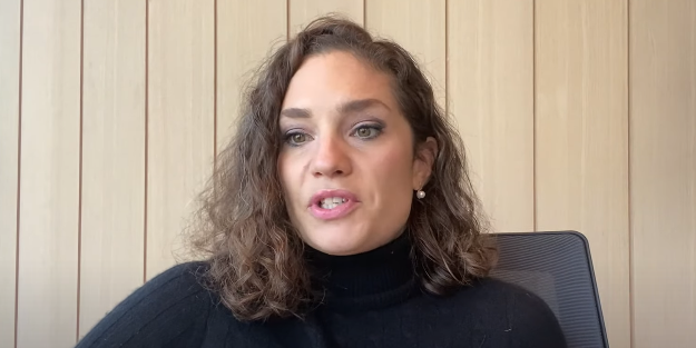 Nevşin Mengü'den 'sokağa çıkma kısıtlaması' eleştirisi! Maniküre pediküre gidemiyormuş