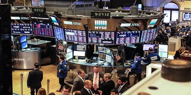 New York borsası çakıldı! 2020'den bu yana en kötü performansı...