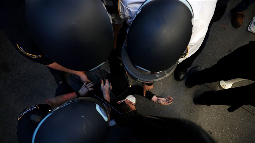 New York, polisin boyuna baskı uygulamasını yasaklayacak