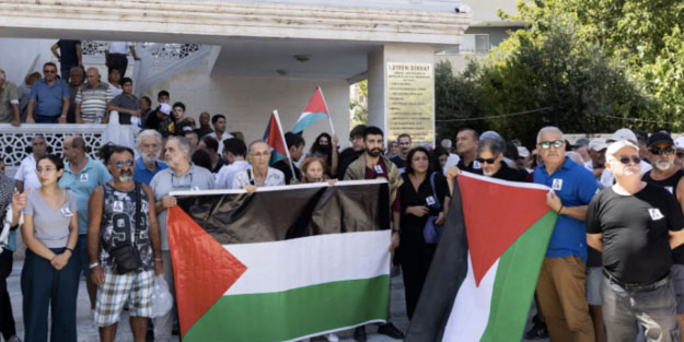 New York Times, Ayşenur Ezgi Eygi’nin cenazesinde: Hiç Amerikan bayrağı yoktu! Yapılan haber sosyal medyayı salladı!