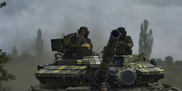 New York Times'tan şok sözler, dünyaya duyurdu! Ukrayna'ya yardım diye hurda göndermişler! Yok artık