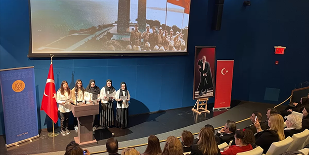 New York Türkevi'nde Çanakkale Deniz Zaferi'nin 108. yıl dönümü kutlandı