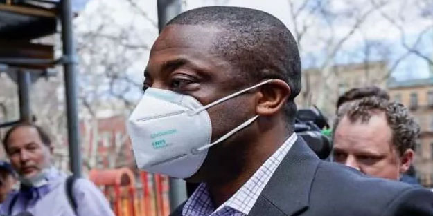 New York Vali Yardımcısı istifa etti