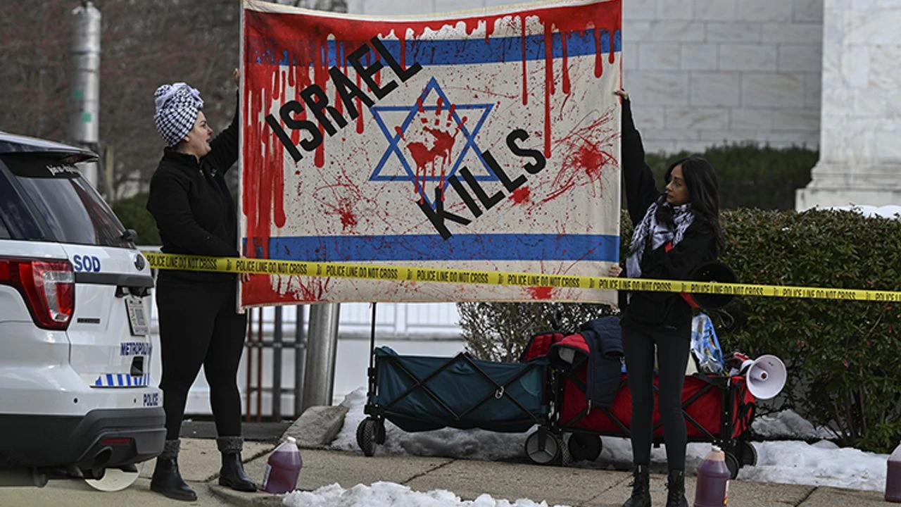 New Yorklular ABD'yi protesto etti 'Bugün kaç çocuk öldürdünüz?'