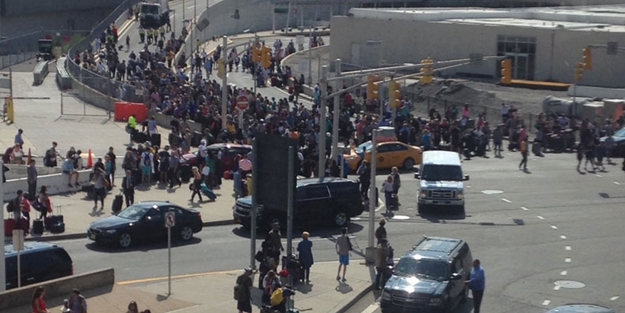 New York'ta bomba alarmı!